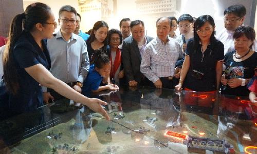 港澳台海外嘉宾参观抗战纪念馆