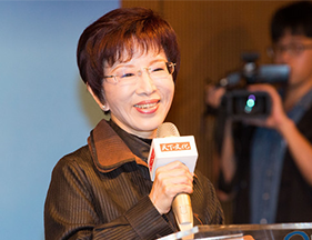 洪秀柱邀党主席参选人参与选务：让选战摊在阳光下 