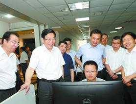 湖南省委书记徐守盛调研网信工作和新媒体发展：做大做强网上主流舆论