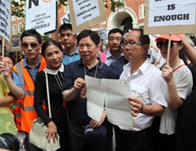粗暴执法遭抗议 伦敦警队将与华埠建立沟通机制 