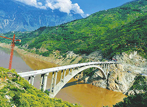 历时5年改77处溜索为桥 四川全面结束“溜索时代” 