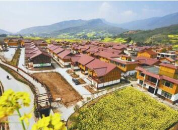 四川多个地震灾区重建地发生巨变：在坚强中书写新生