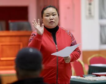 一位自闭症孩子妈妈的“闭眼工程” 