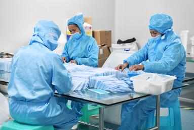 医用防护品 生产不停歇 