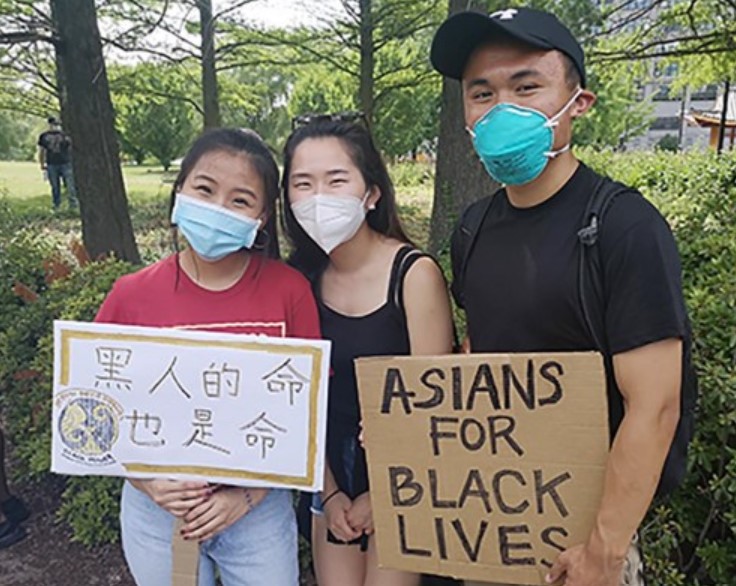 芝加哥华语论坛：芝加哥华埠近千人参加游行反歧视 