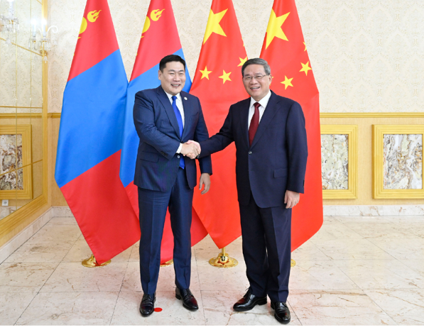 李强会见蒙古国总理奥云额尔登