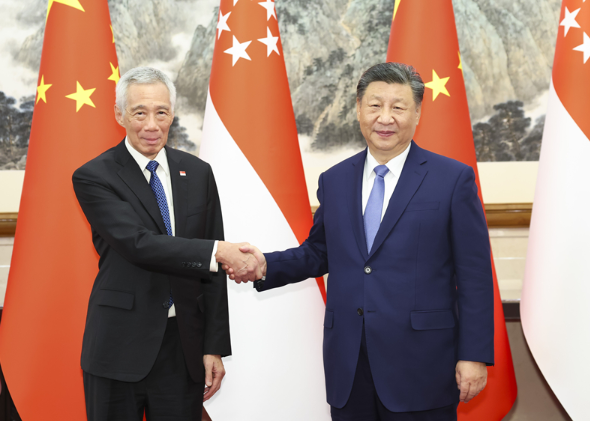 国家主席习近平在北京钓鱼台国宾馆会见新加坡国务资政李显龙